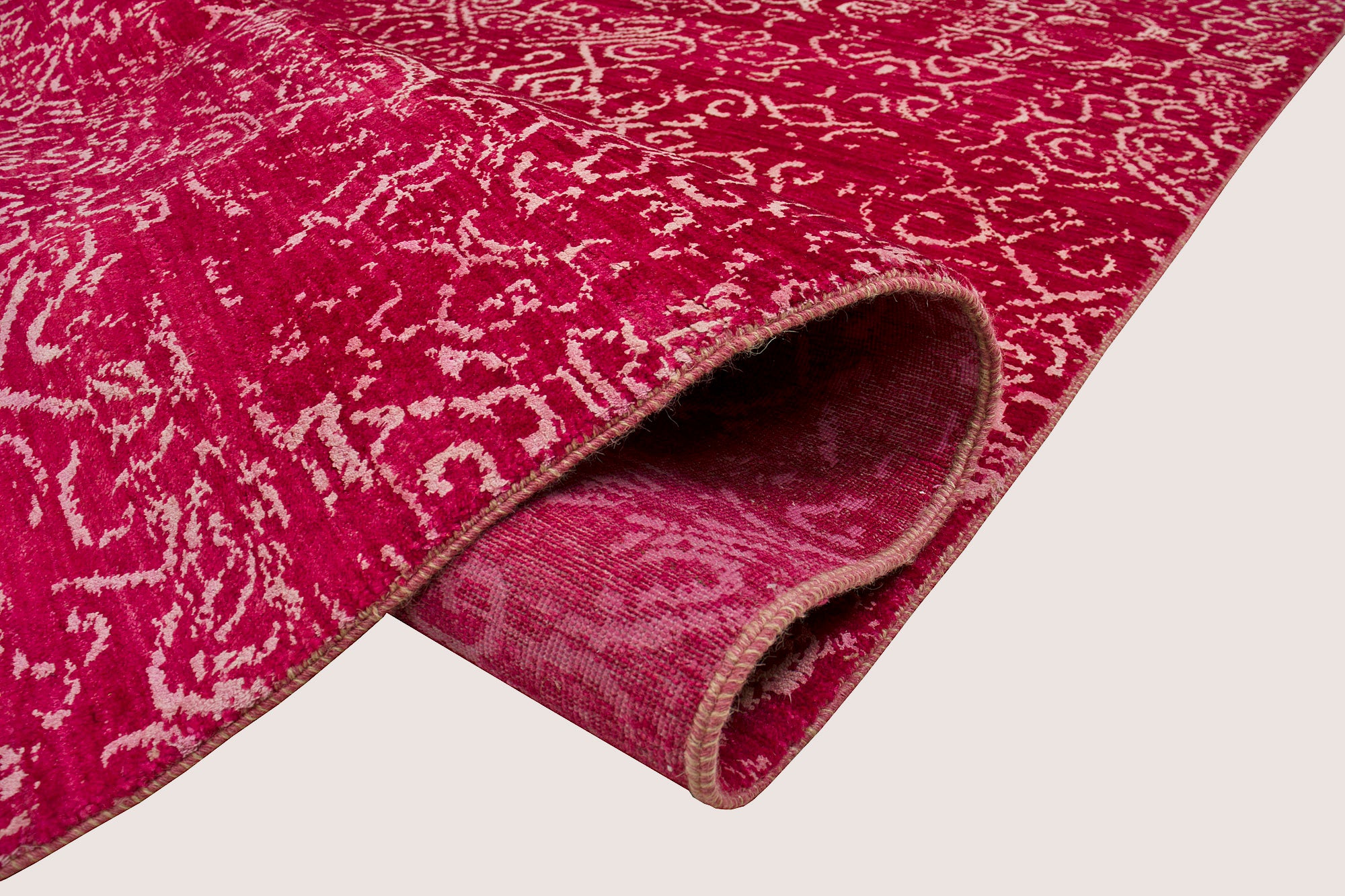 Sultanabad Magenta