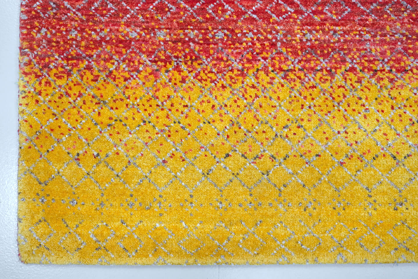 Saffron Rhomb
